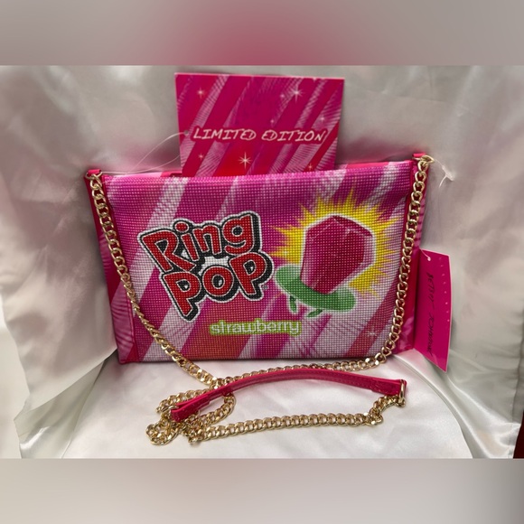 NWT Betsey Johnson x Ring Pop Bright Pink Crossbody bag Limited Edition - Picture 10 of 11